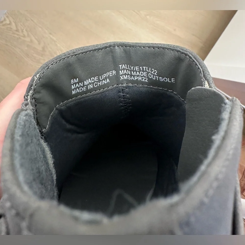 NWOT Esprit SZ 8 Gray Ankle Boots